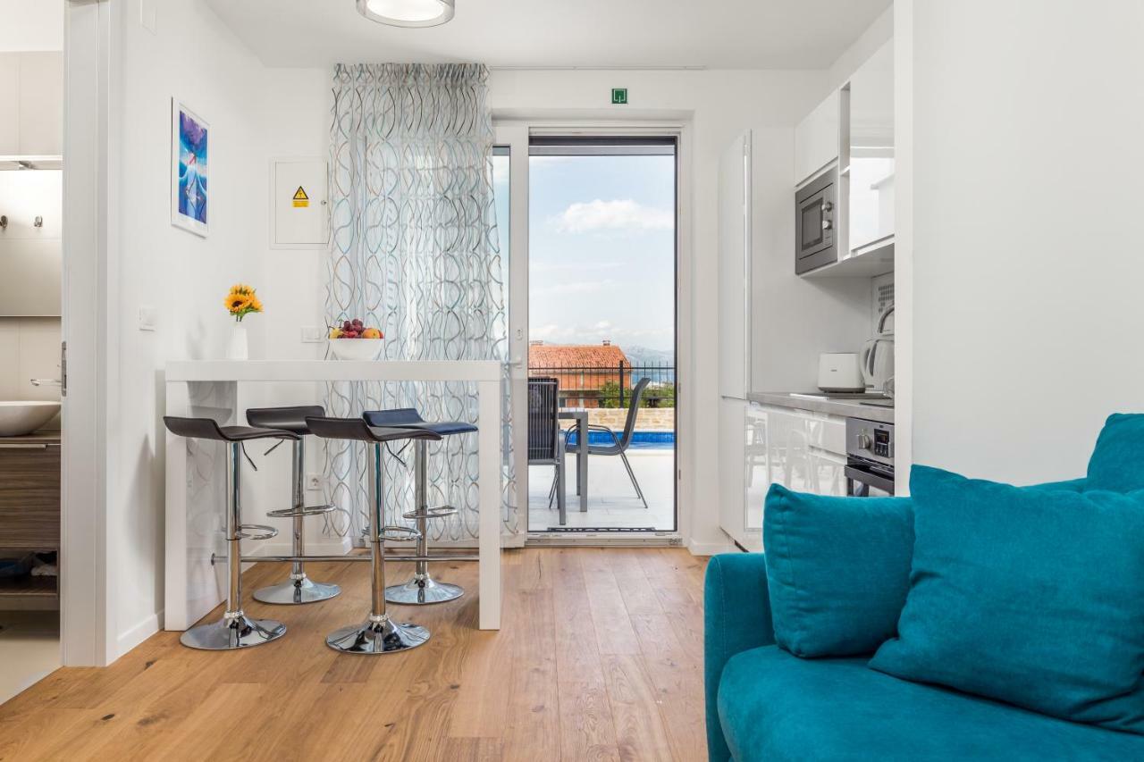 Luxury Apartment Joo & Joo Murter Buitenkant foto