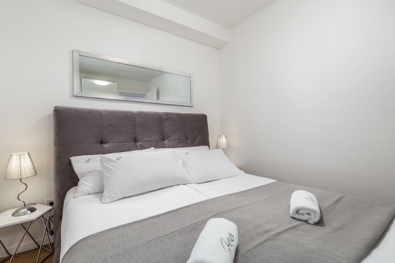 Luxury Apartment Joo & Joo Murter Buitenkant foto