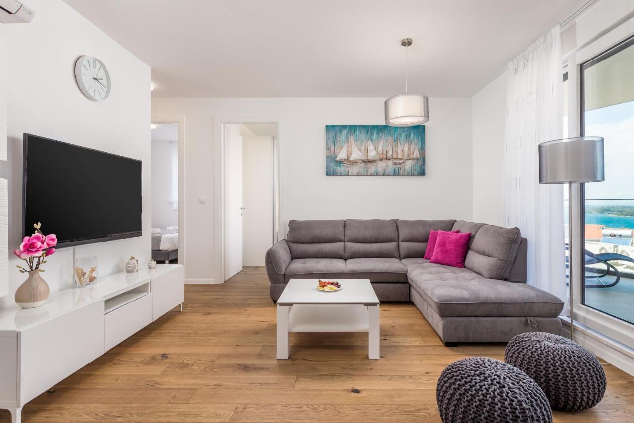 Luxury Apartment Joo & Joo Murter Buitenkant foto